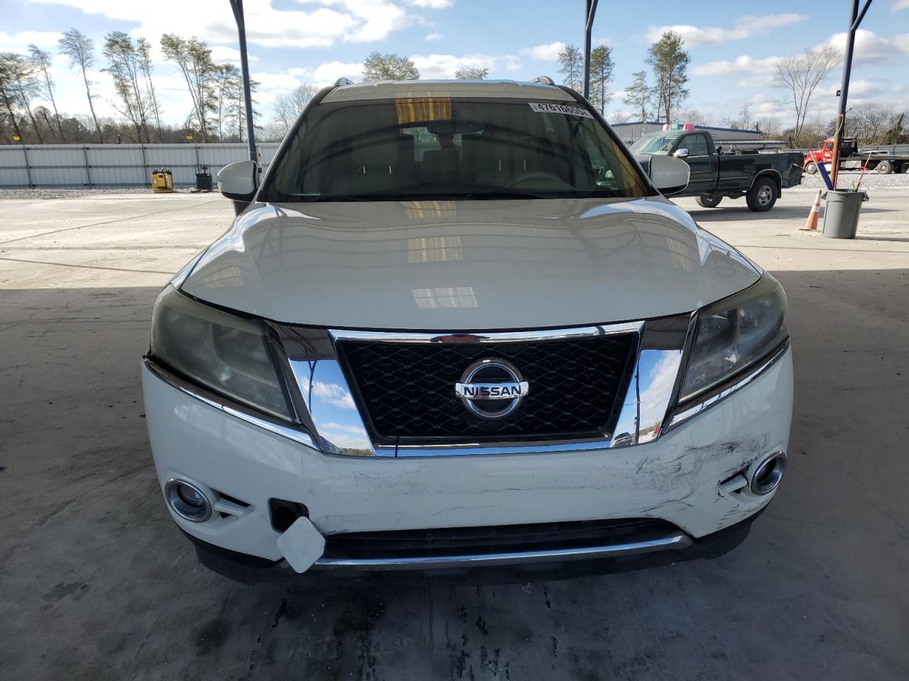 2013 Nissan Pathfinder - Image 5