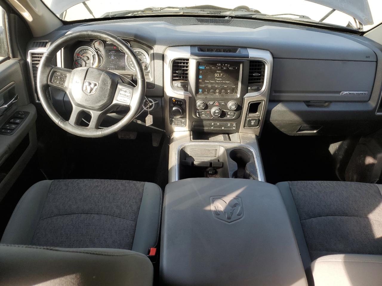 2016 RAM 1500 - Image 8