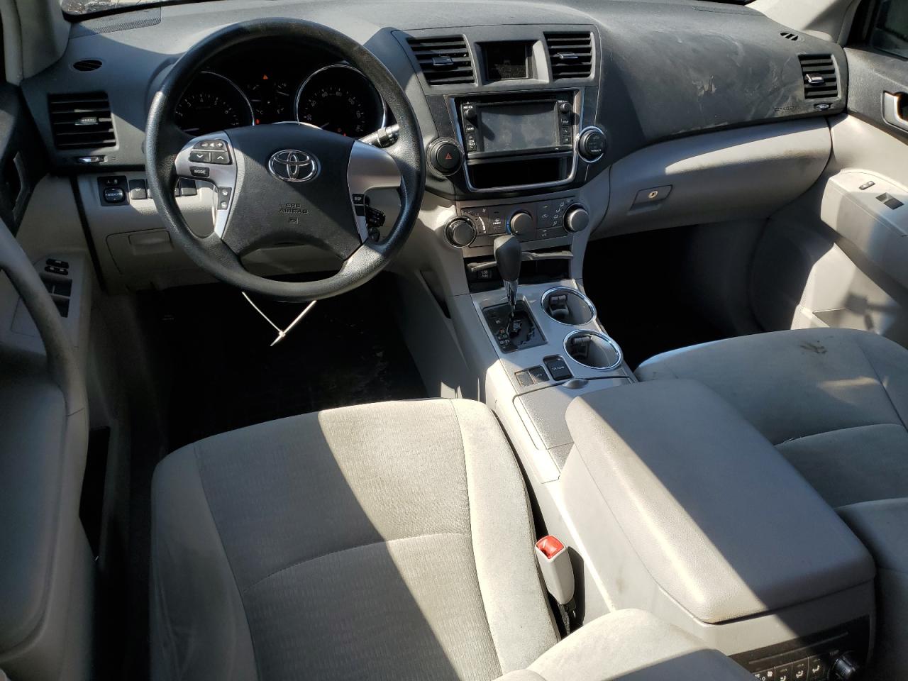2013 Toyota Highlander - Image 8