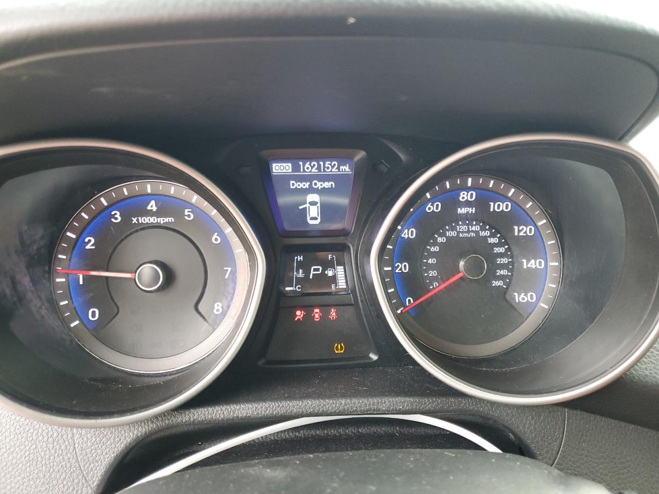 2013 Hyundai Elantra - Image 9