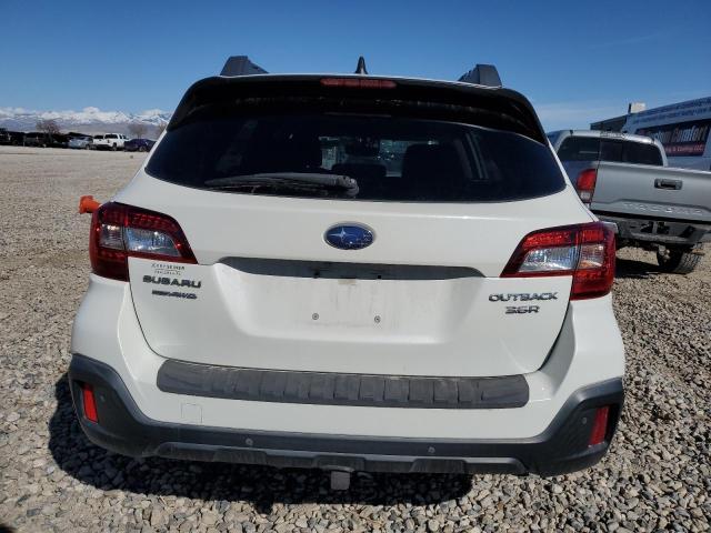  SUBARU OUTBACK 2018 White