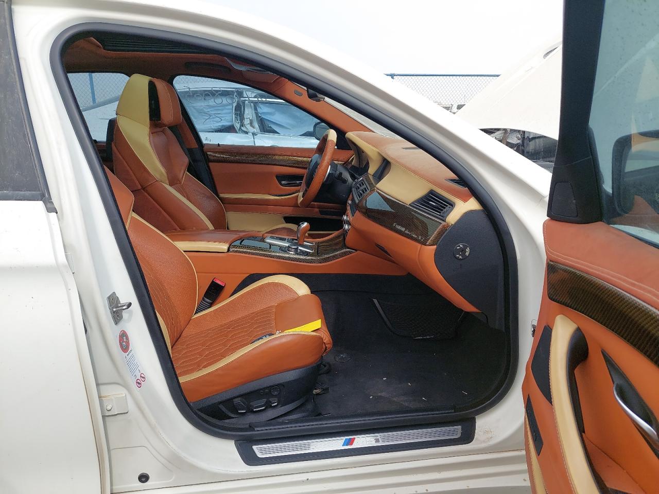 WBSFV9102CDW94369 - 2012 Bmw M5 - #47708005