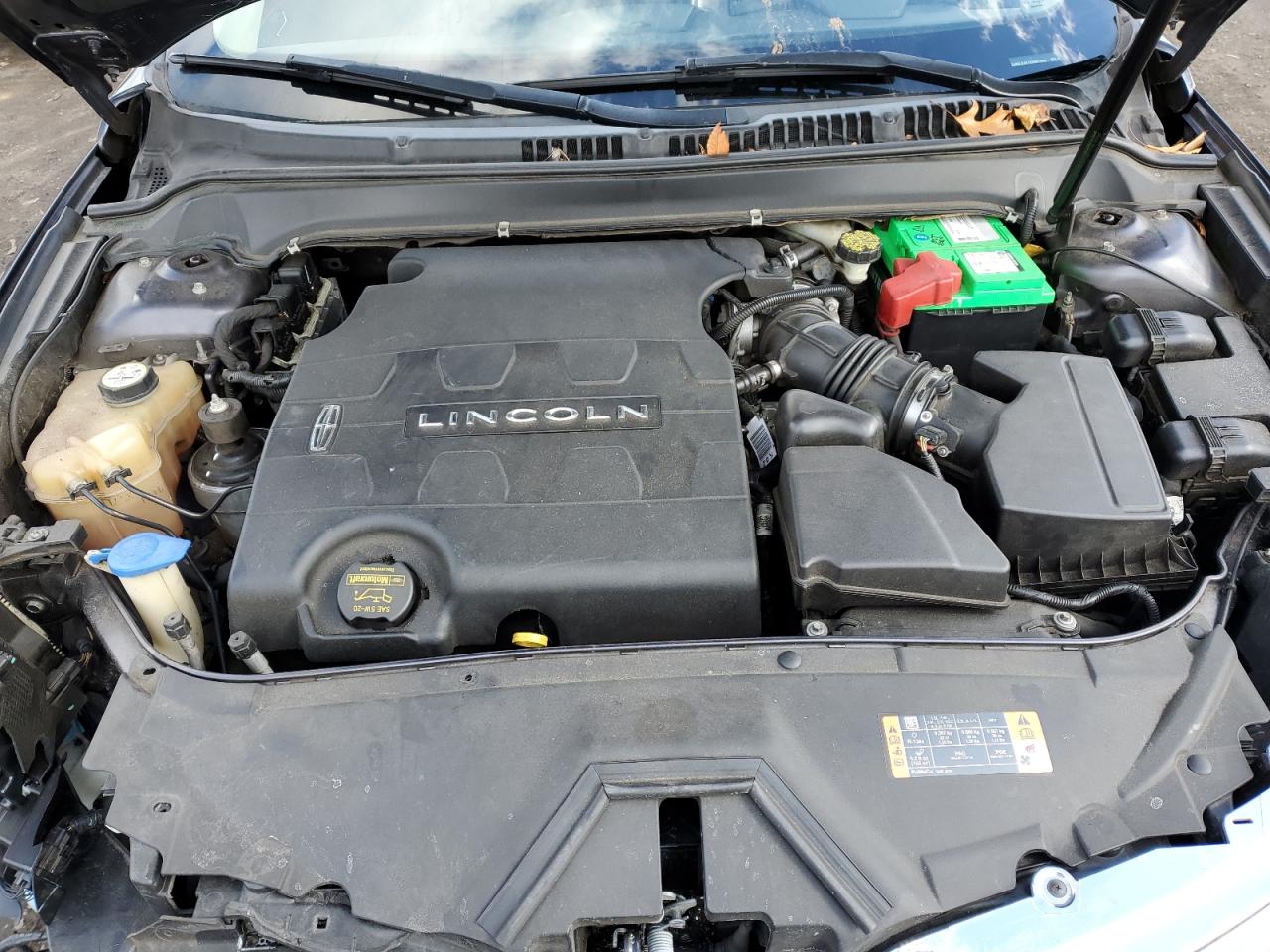 2014 Lincoln MKZ - Image 11