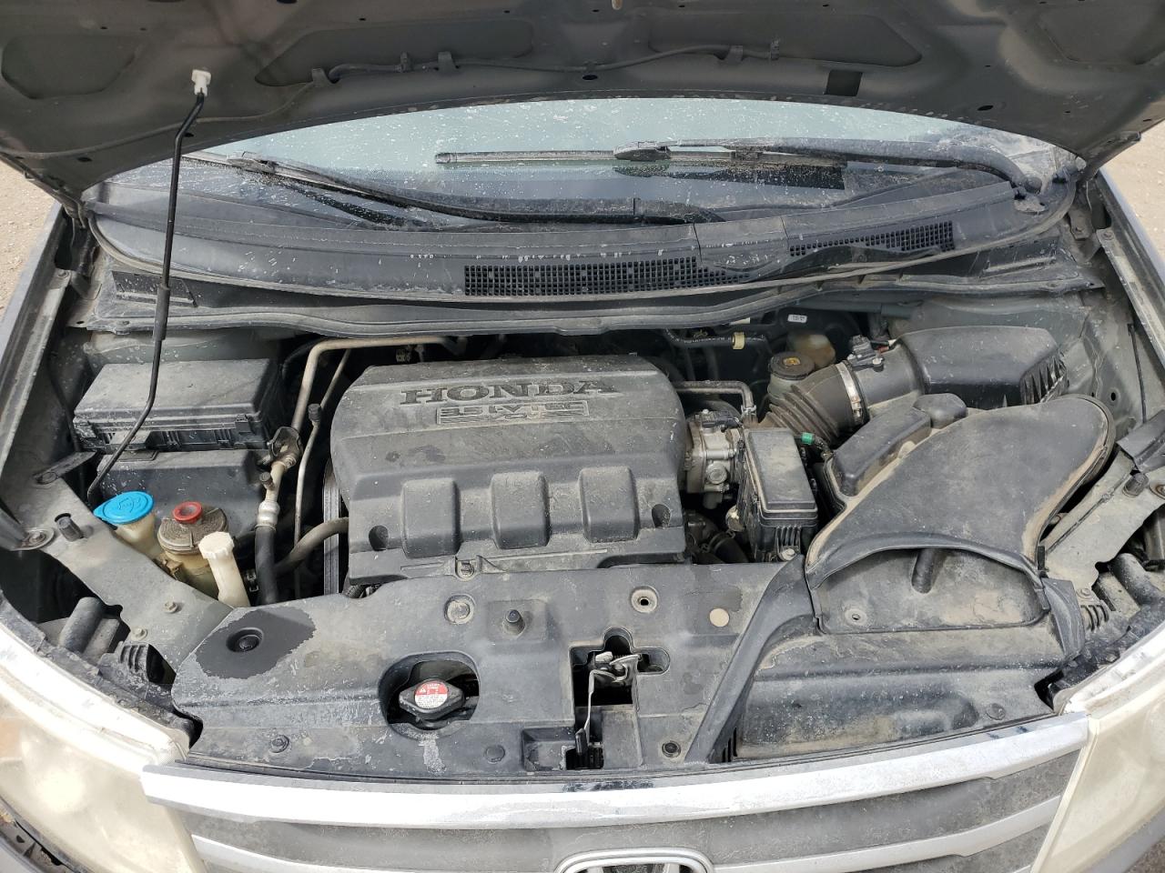 2011 Honda Odyssey - Image 12