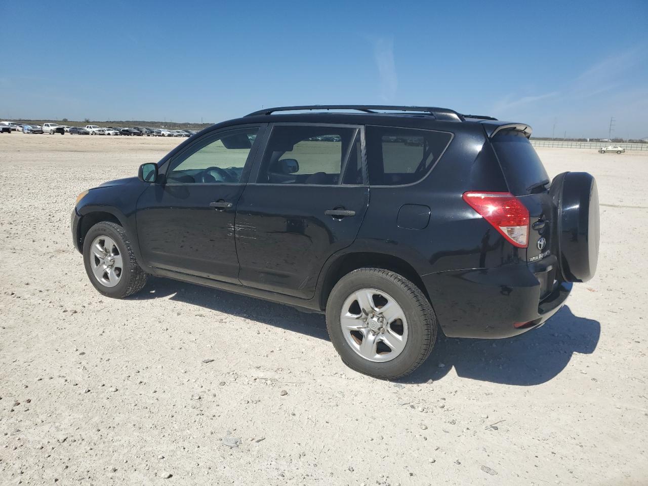 2007 Toyota RAV 4 - Image 2