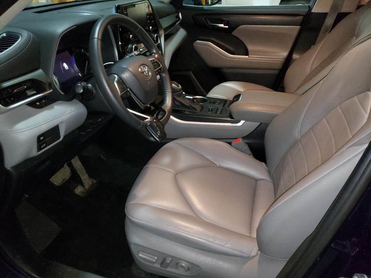 2021 Toyota Highlander - Image 7