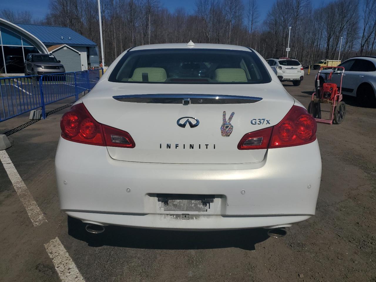 2013 Infiniti G - Image 6