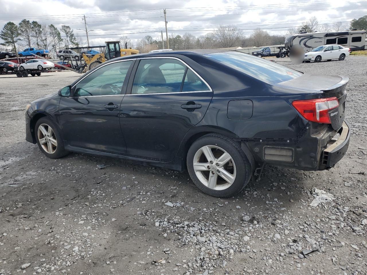 2013 Toyota Camry - Image 2