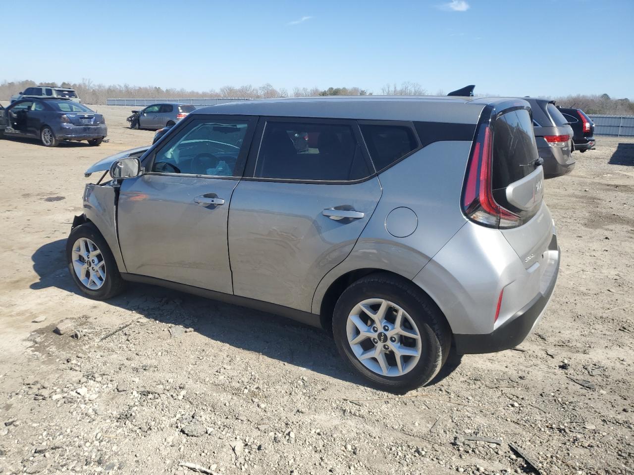 2023 Kia Soul - Image 2