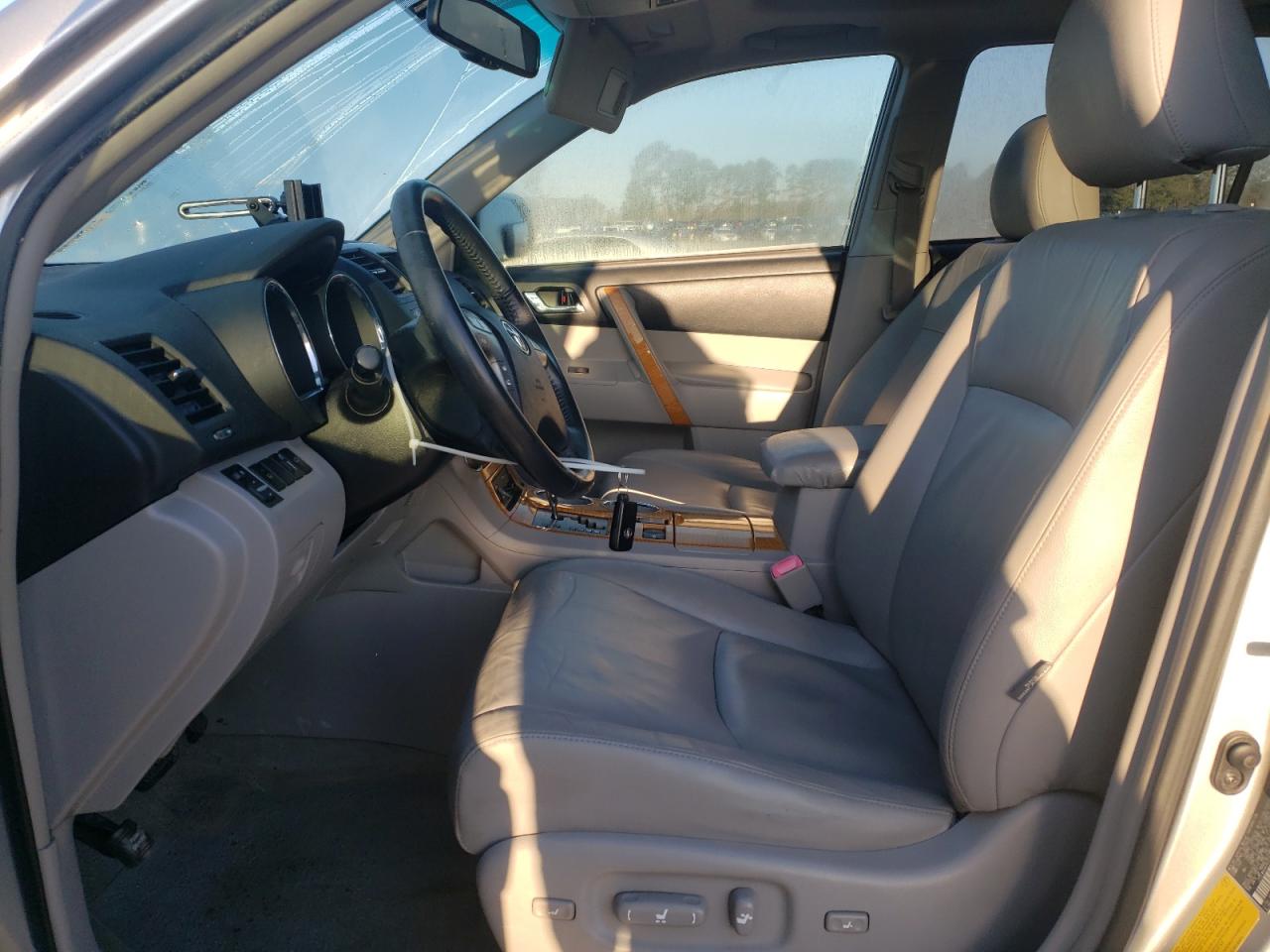 2009 Toyota Highlander - Image 7