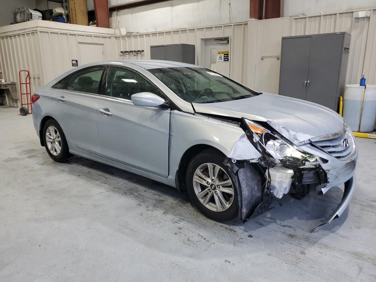2011 Hyundai Sonata - Image 4