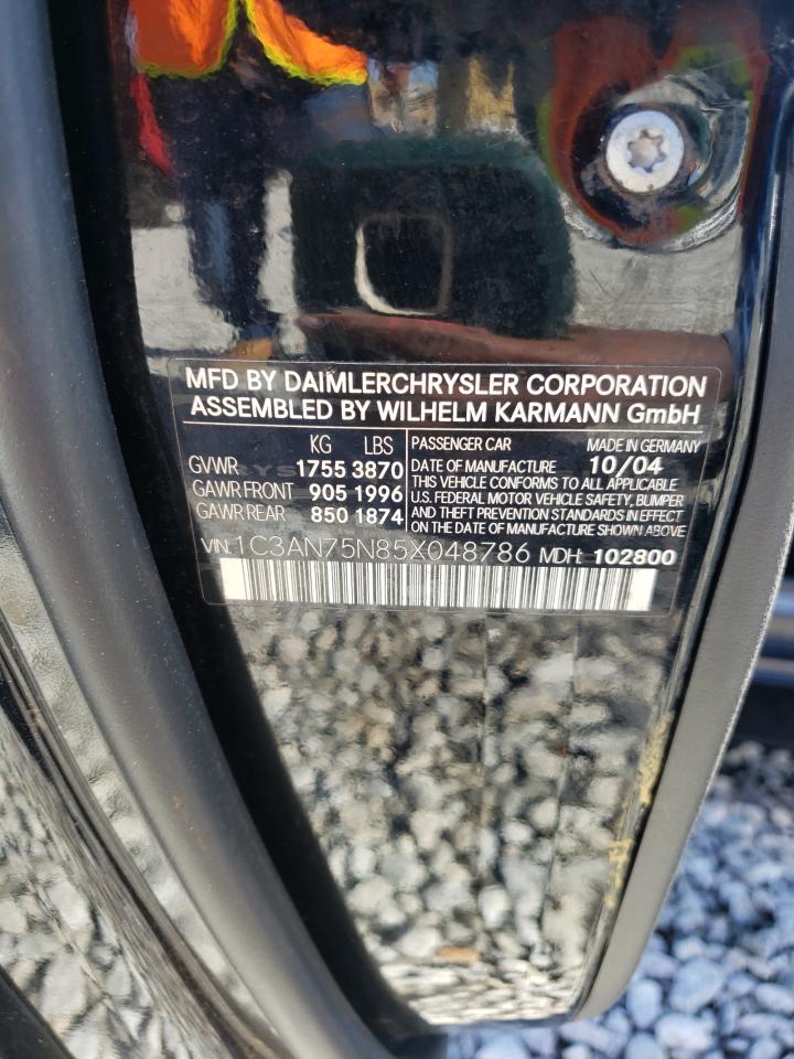 2005 Chrysler Crossfire - Image 12