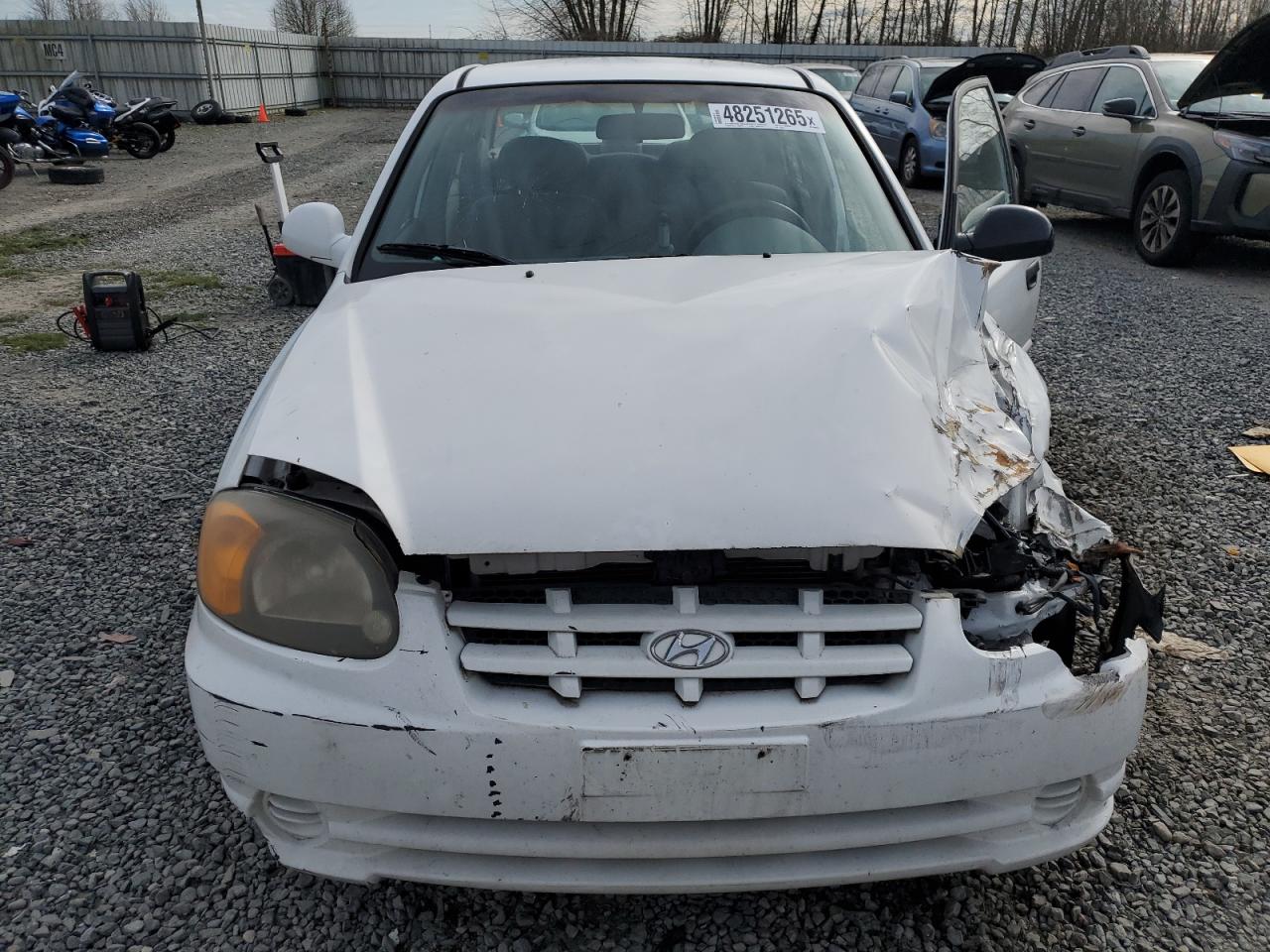 2003 Hyundai Accent - Image 5