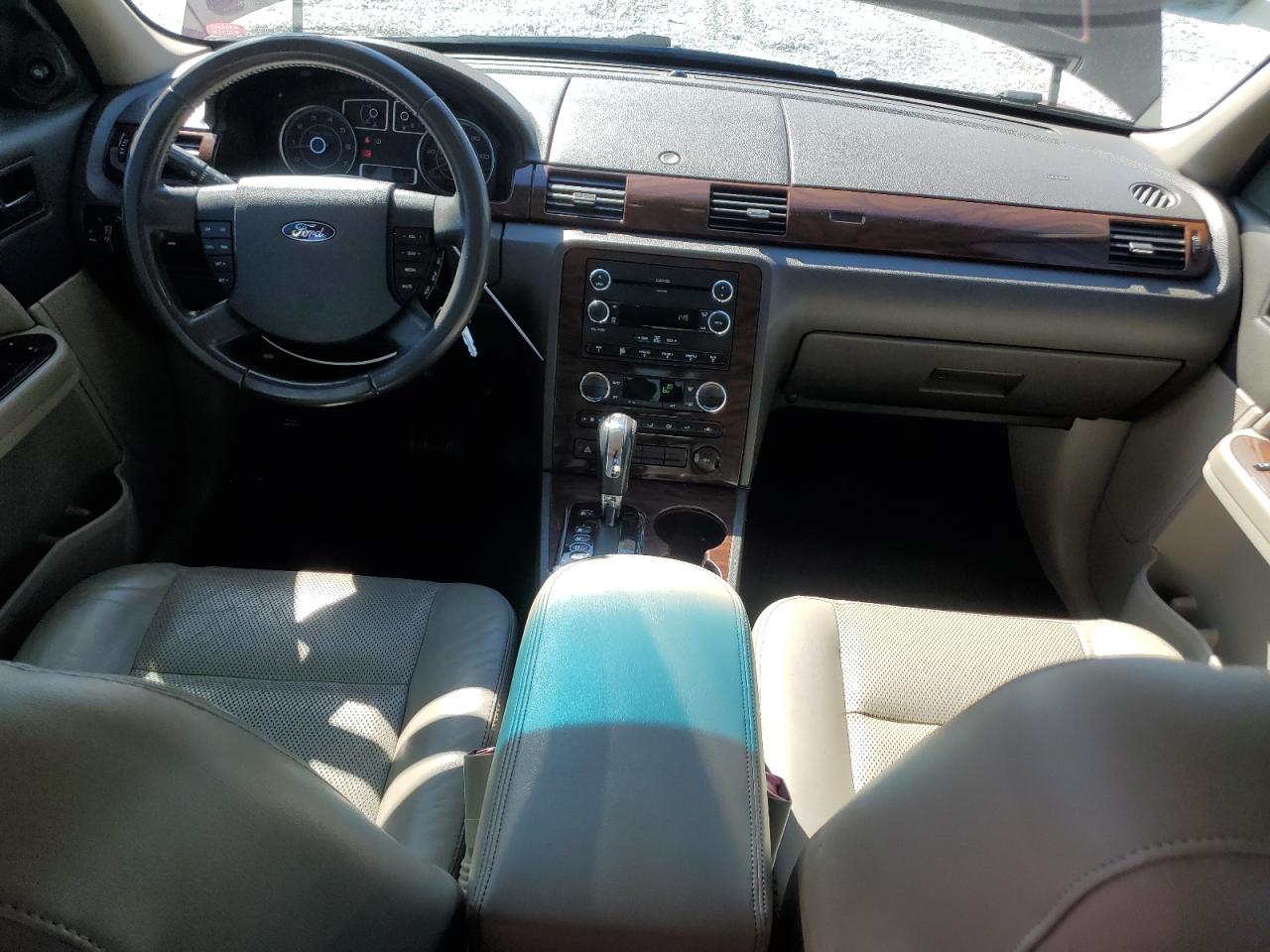 2008 Ford Taurus - Image 8