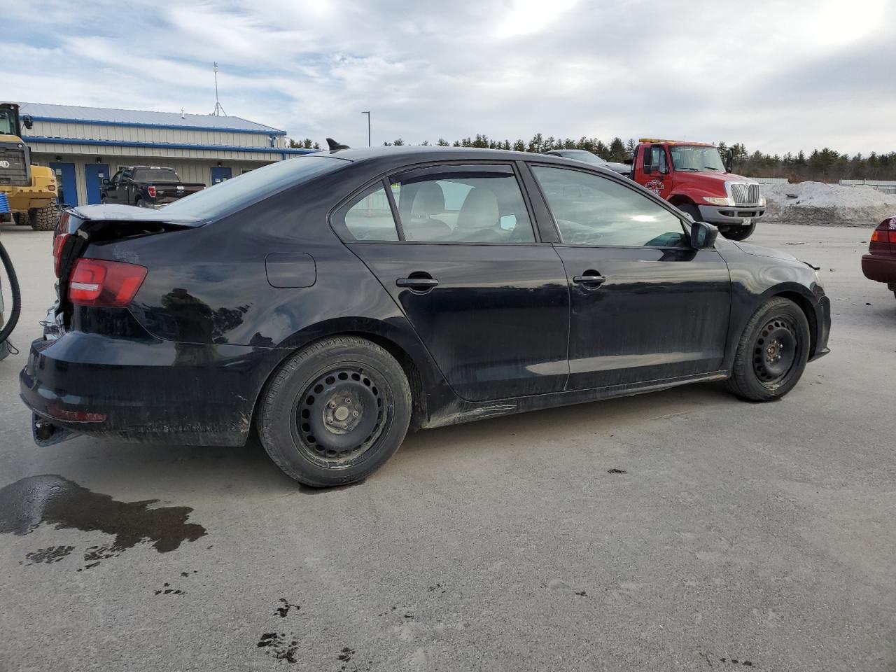 2016 Volkswagen Jetta - Image 3