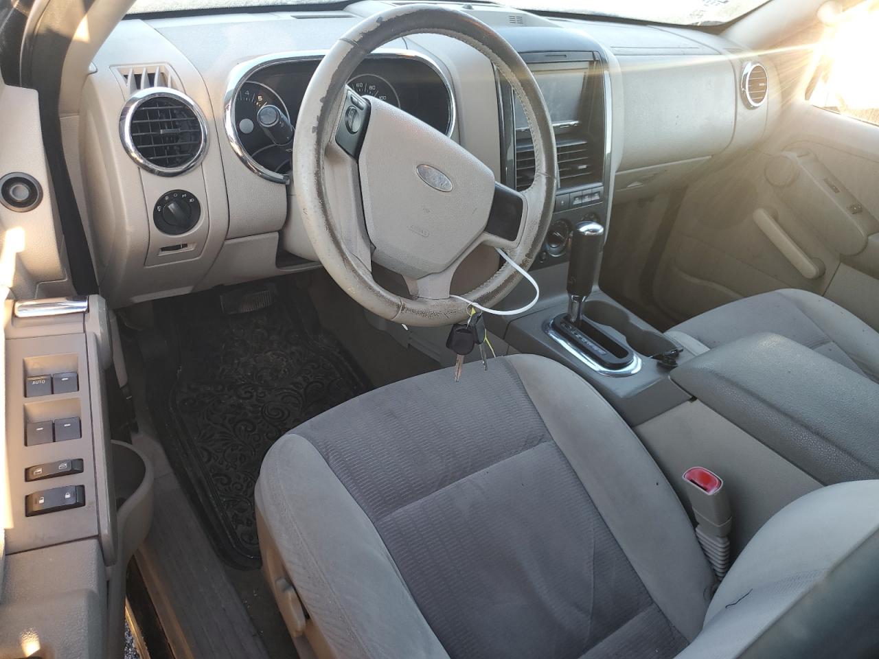 2007 Ford Explorer Xlt VIN: 1FMEU73E67UA60308 Lot: 50424355