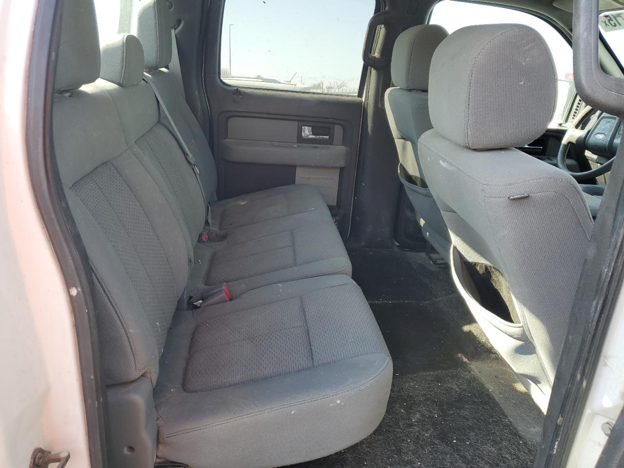 2014 Ford F-150 - Image 10