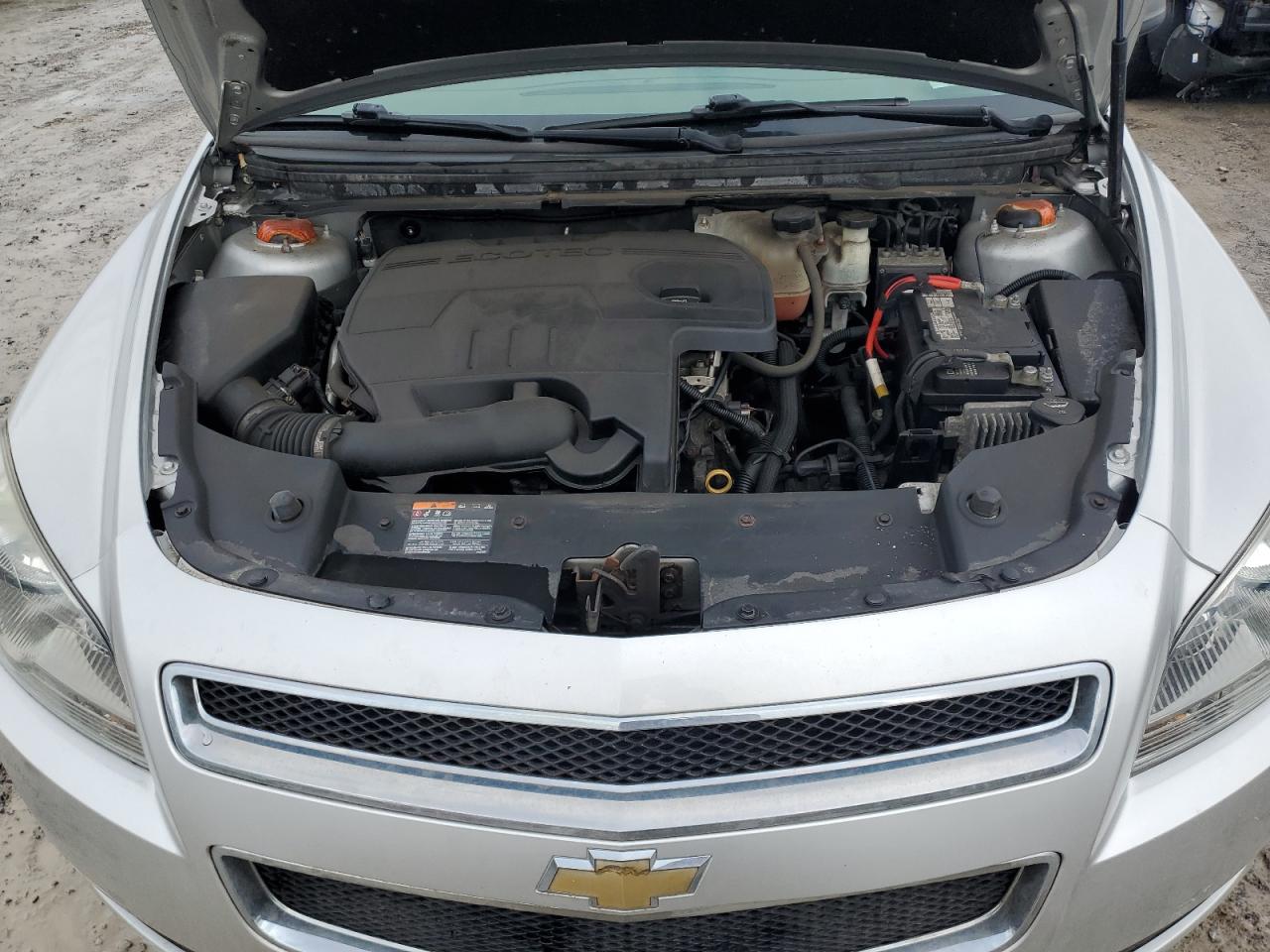 2012 Chevrolet Malibu - Image 11