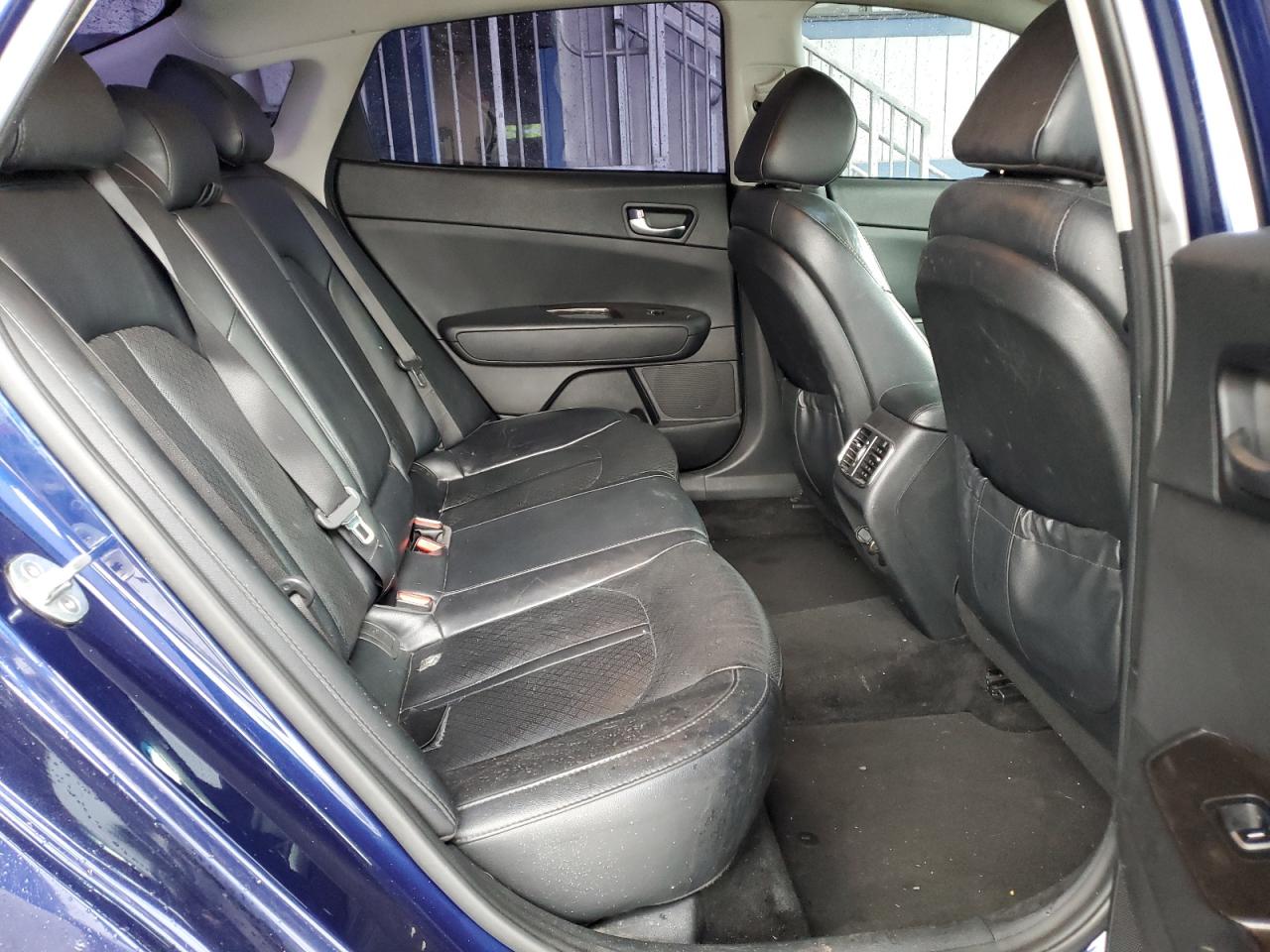 2018 Kia Optima - Image 11