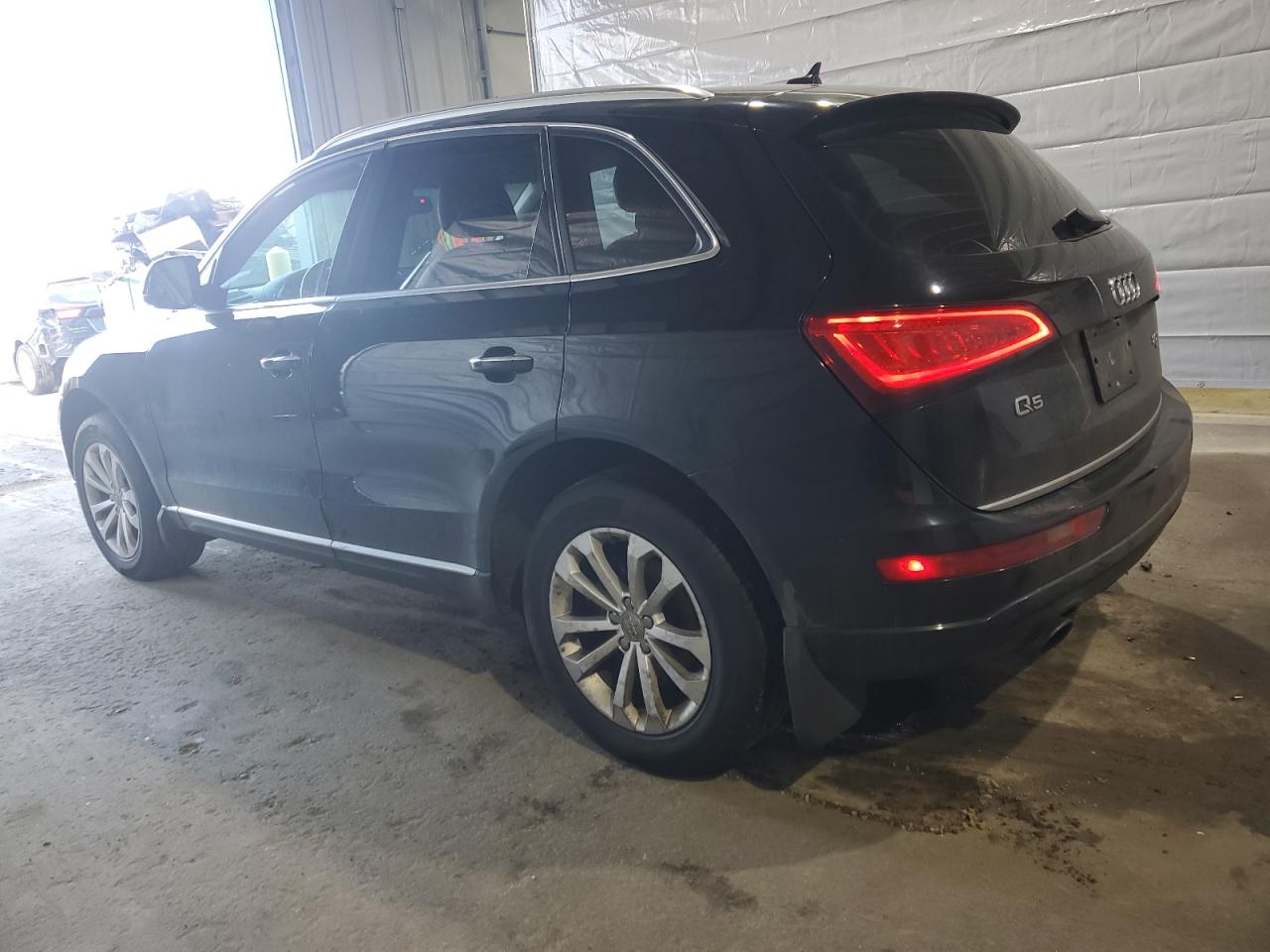 2015 Audi Q5 - Image 2