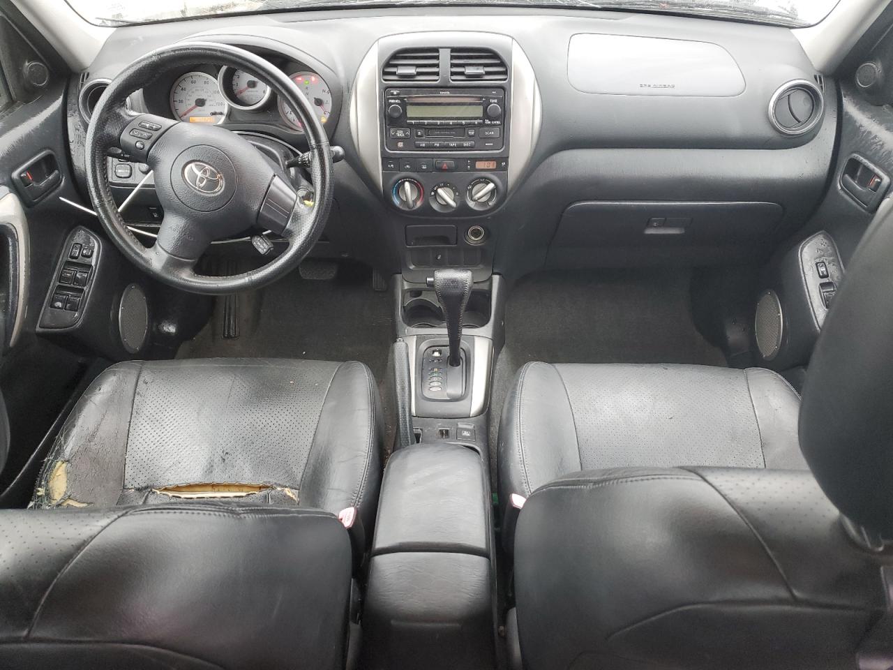 2004 Toyota RAV 4 - Image 8