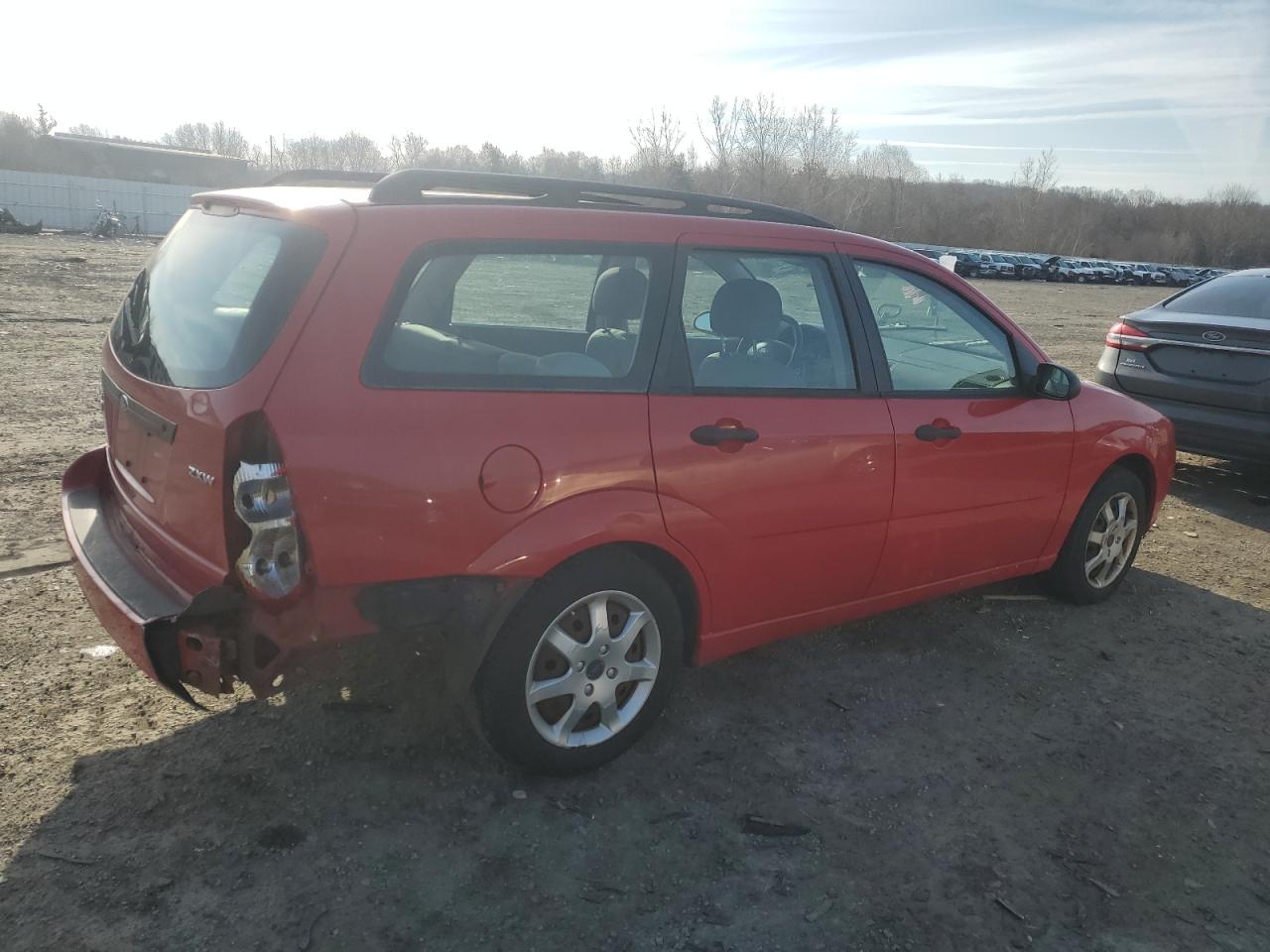 2005 Ford Focus - Image 3