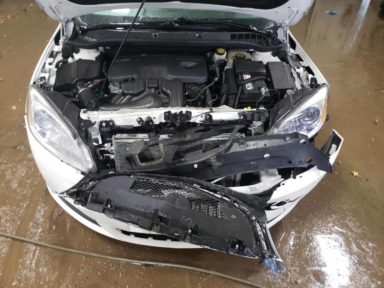 2015 Buick Verano - Image 11