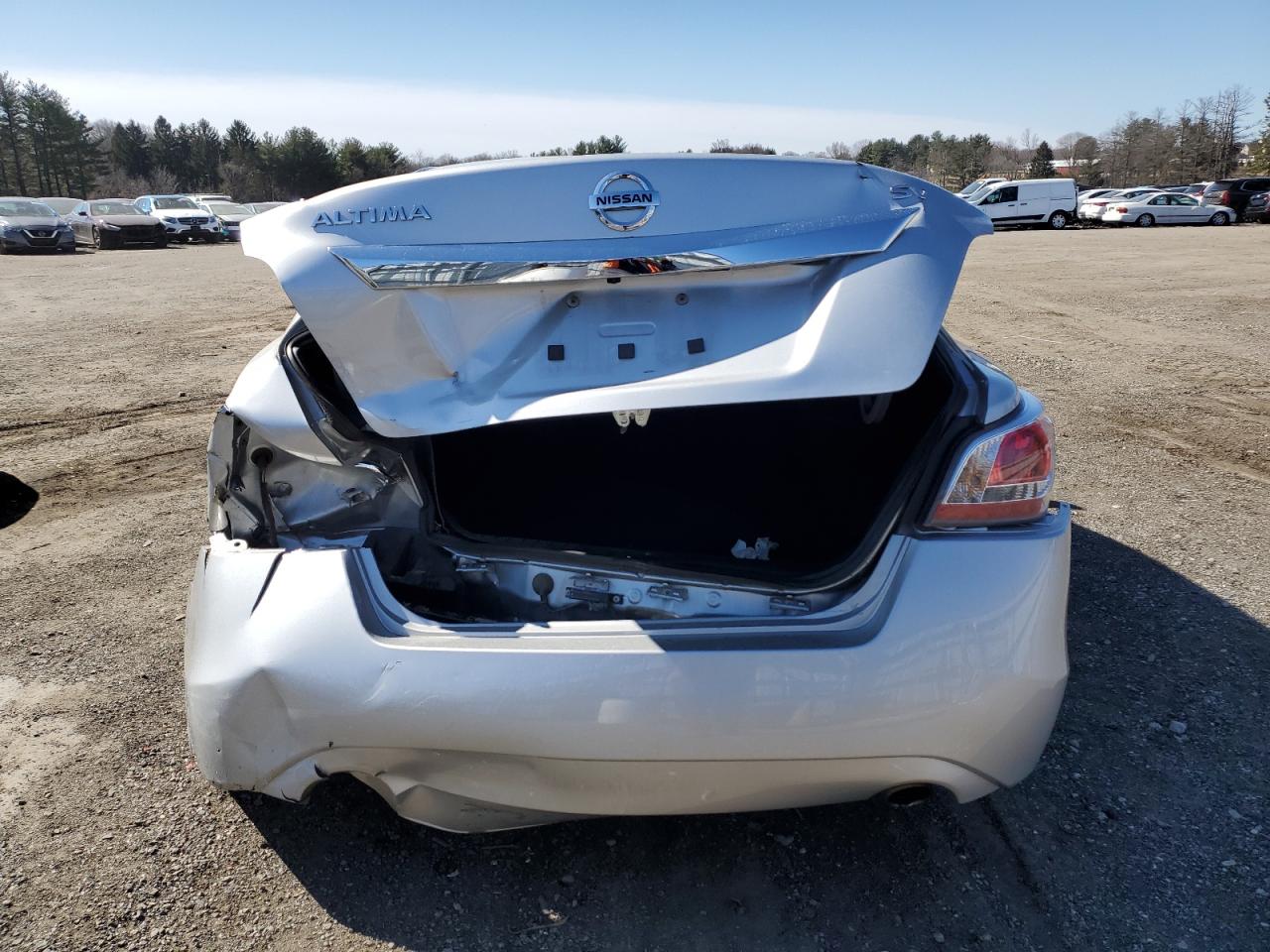 2015 Nissan Altima - Image 6