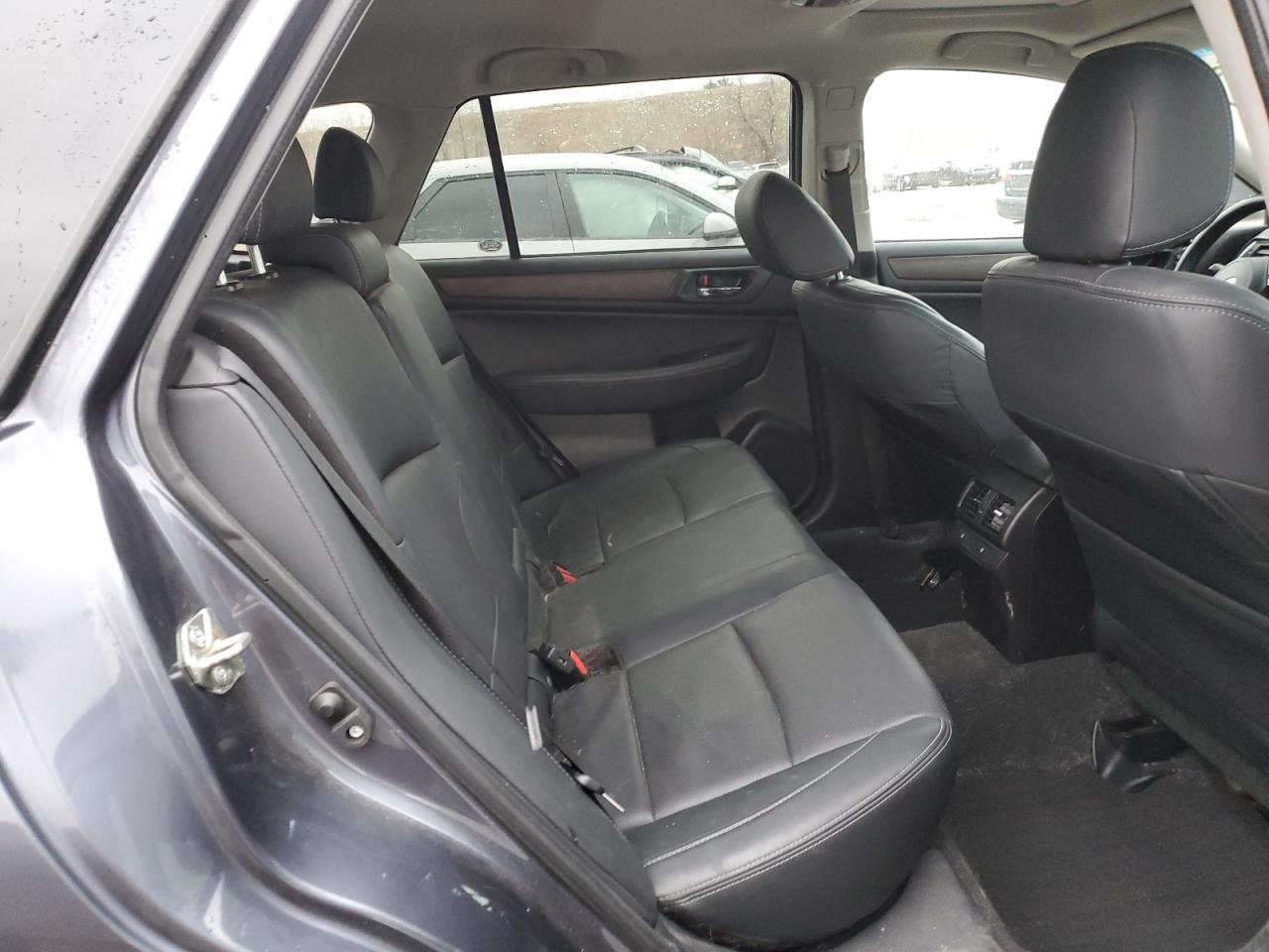 2016 Subaru Outback - Image 11