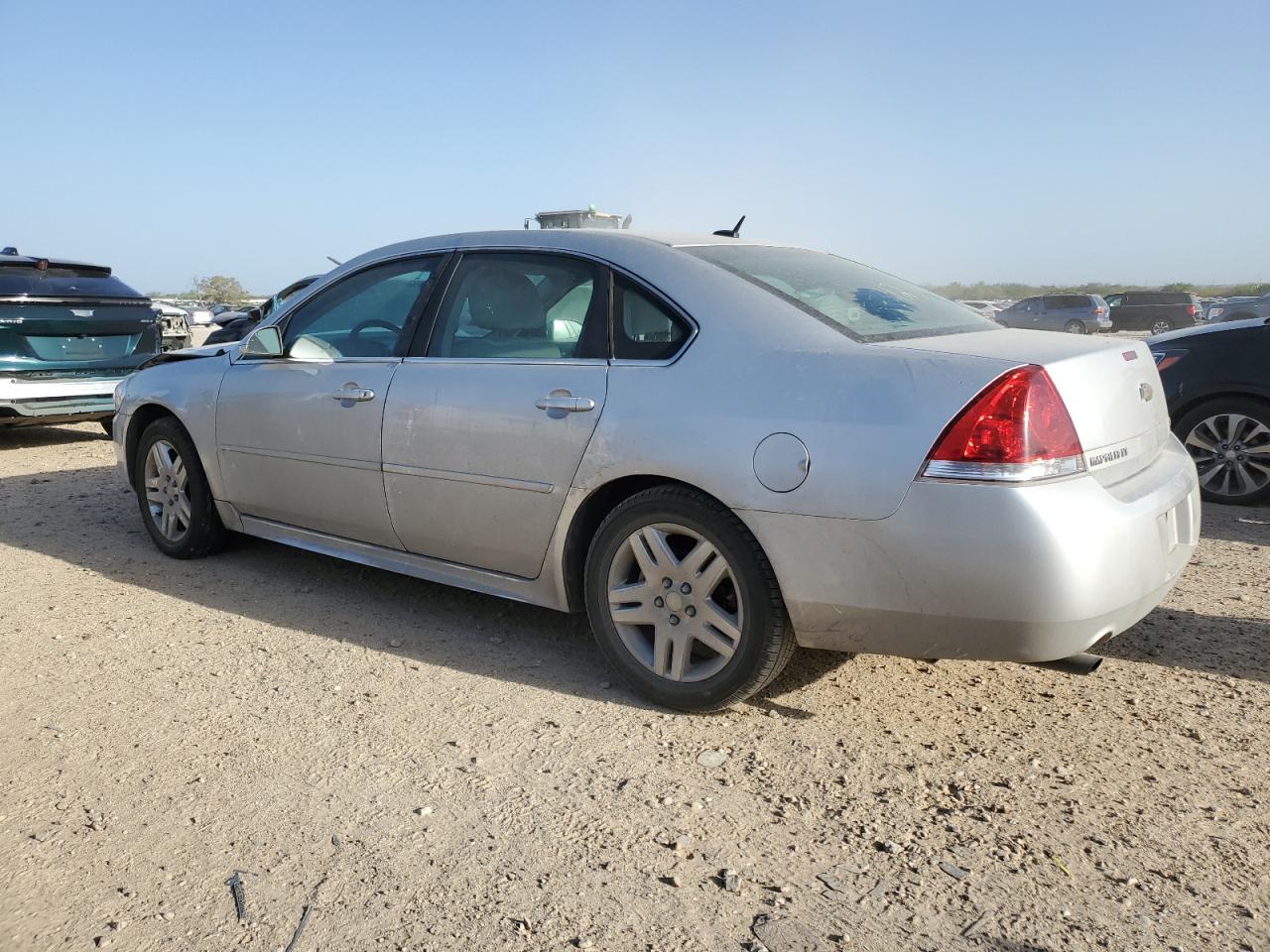 2016 Chevrolet Impala - Image 2