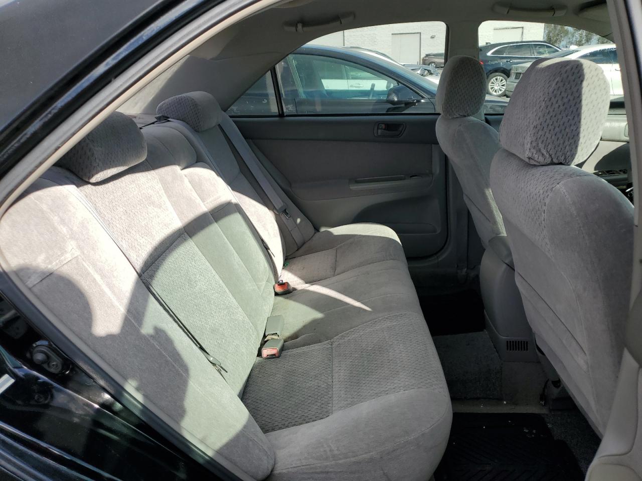 2003 Toyota Camry Le VIN: 4T1BF32K43U057396 Lot: 47314565