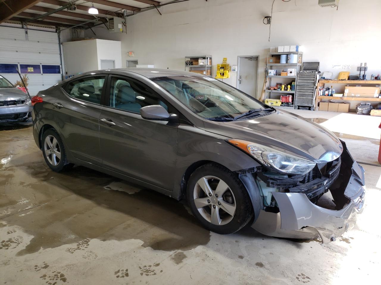2013 Hyundai Elantra - Image 4