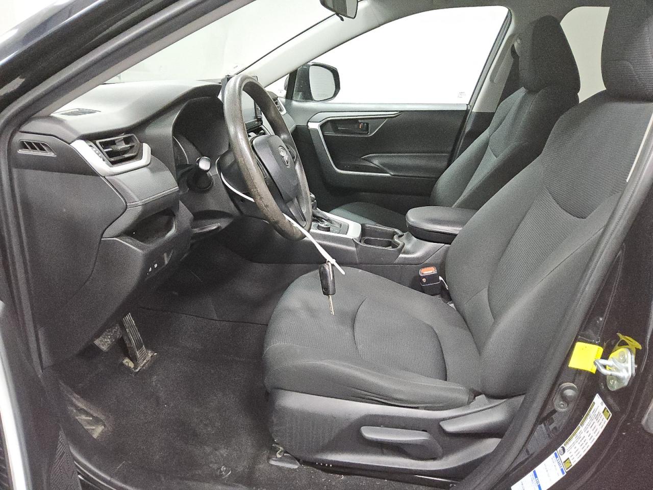 2021 Toyota RAV 4 - Image 7