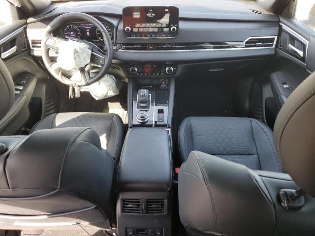 MITSUBISHI OUTLANDER 2024 Белы