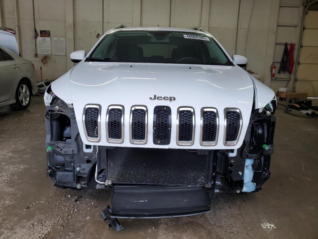 2016 Jeep Grand Cherokee - Image 5