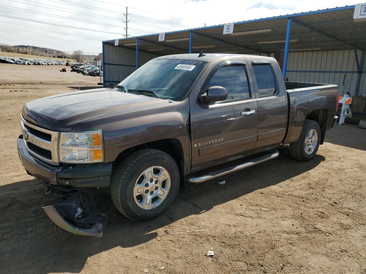 2007 Chevrolet Silverado - Image 1