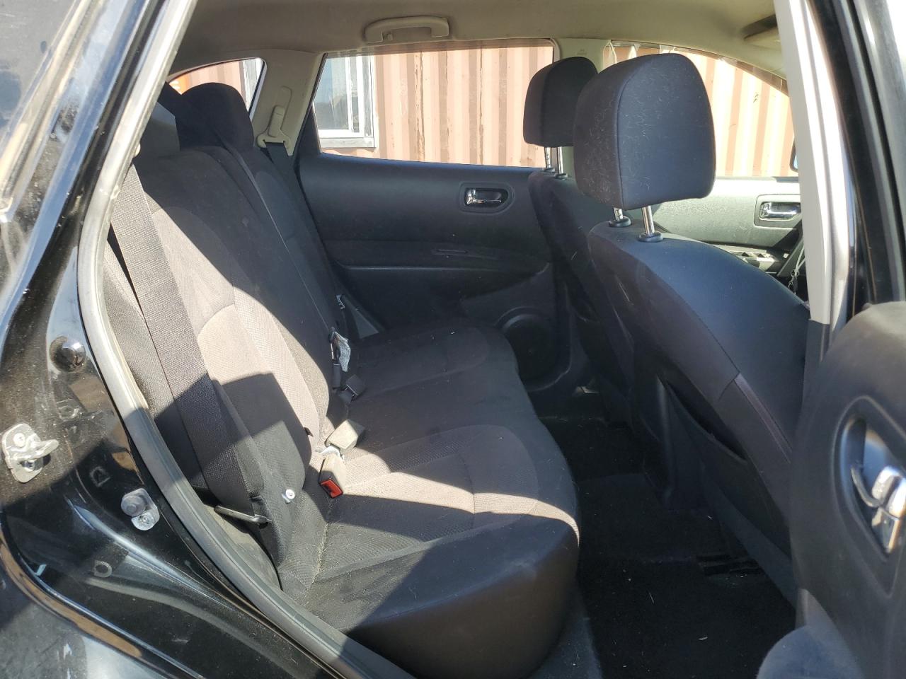 2014 Nissan Rogue - Image 11