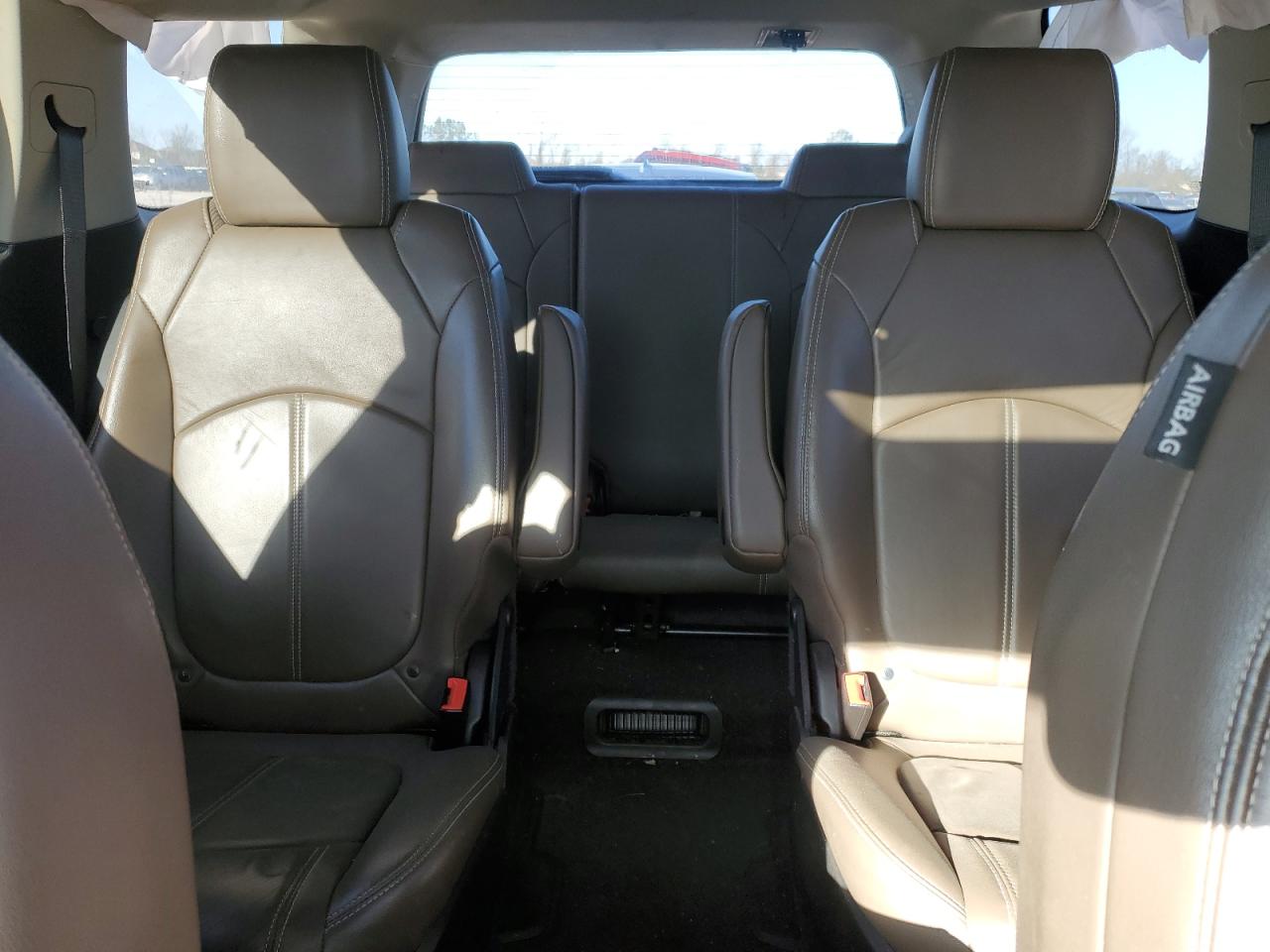 2016 GMC Acadia - Image 10