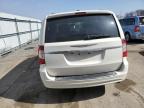2013 Chrysler Town & Country Touring na sprzedaż w Fort Wayne, IN - Front End