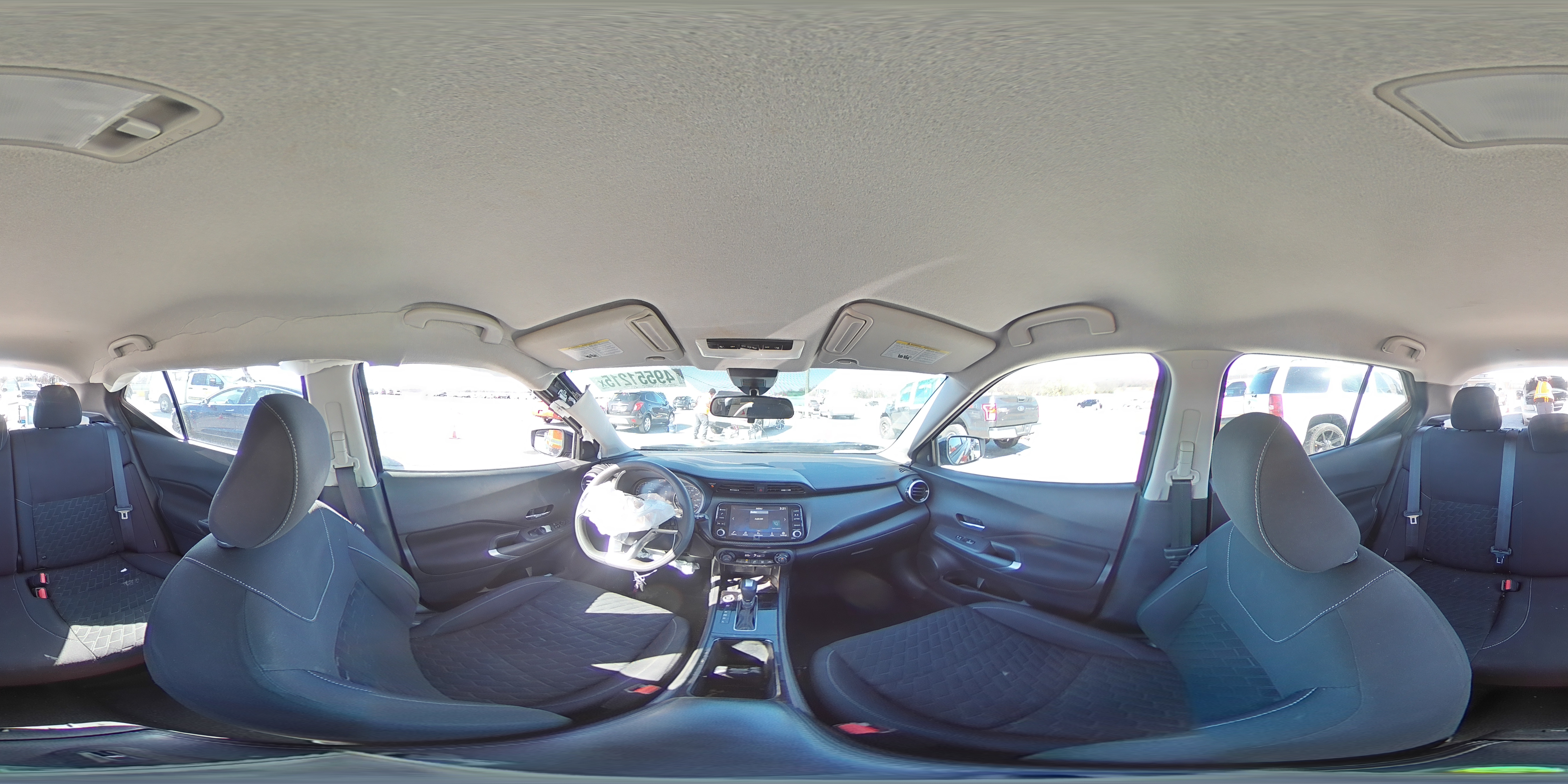 2021 Nissan Kicks - Image 14