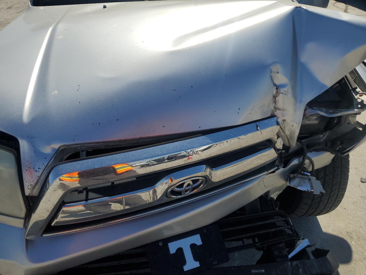 2009 Toyota 4Runner - Image 13