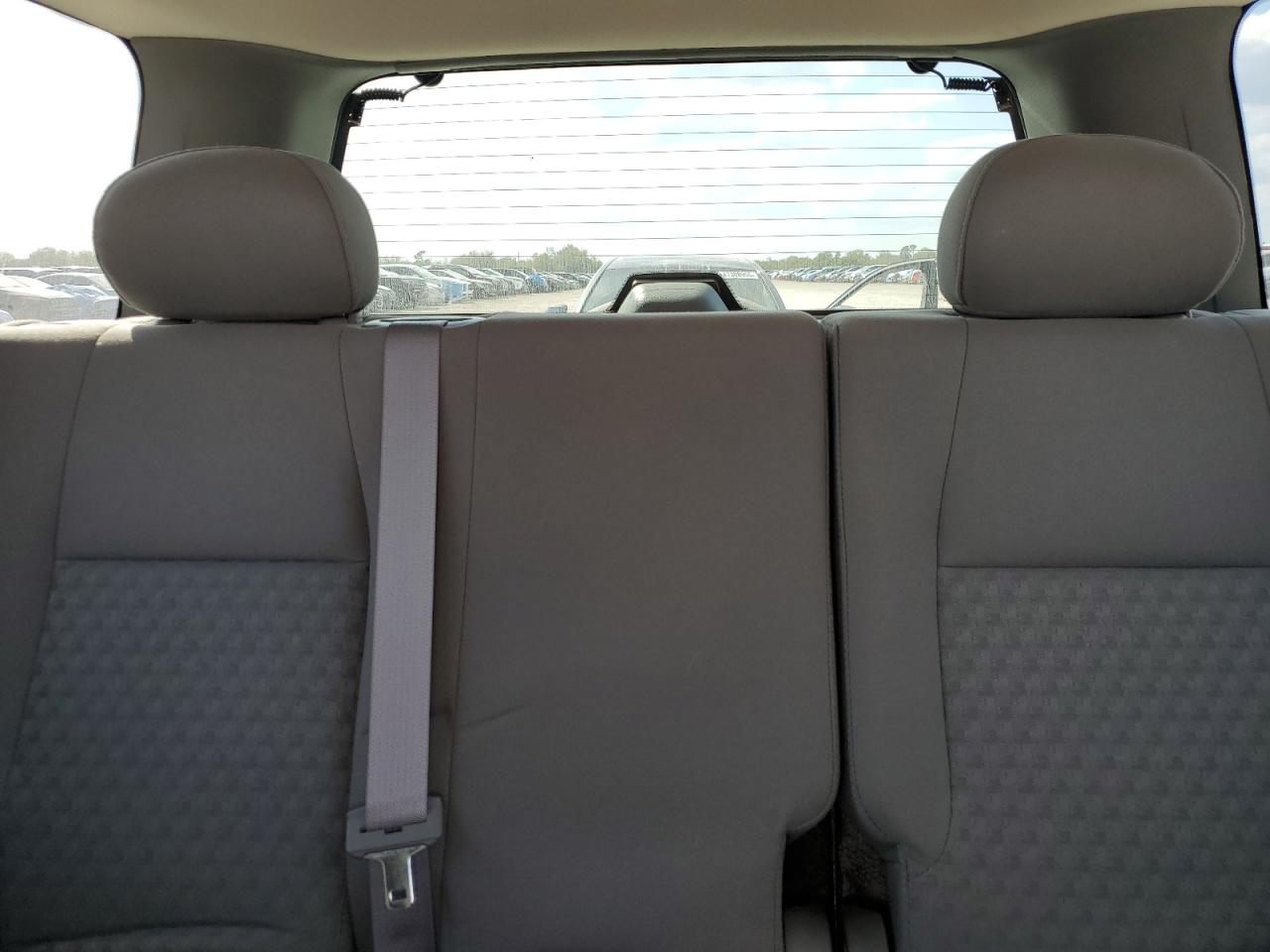 2007 Jeep Liberty (North America) - Image 10