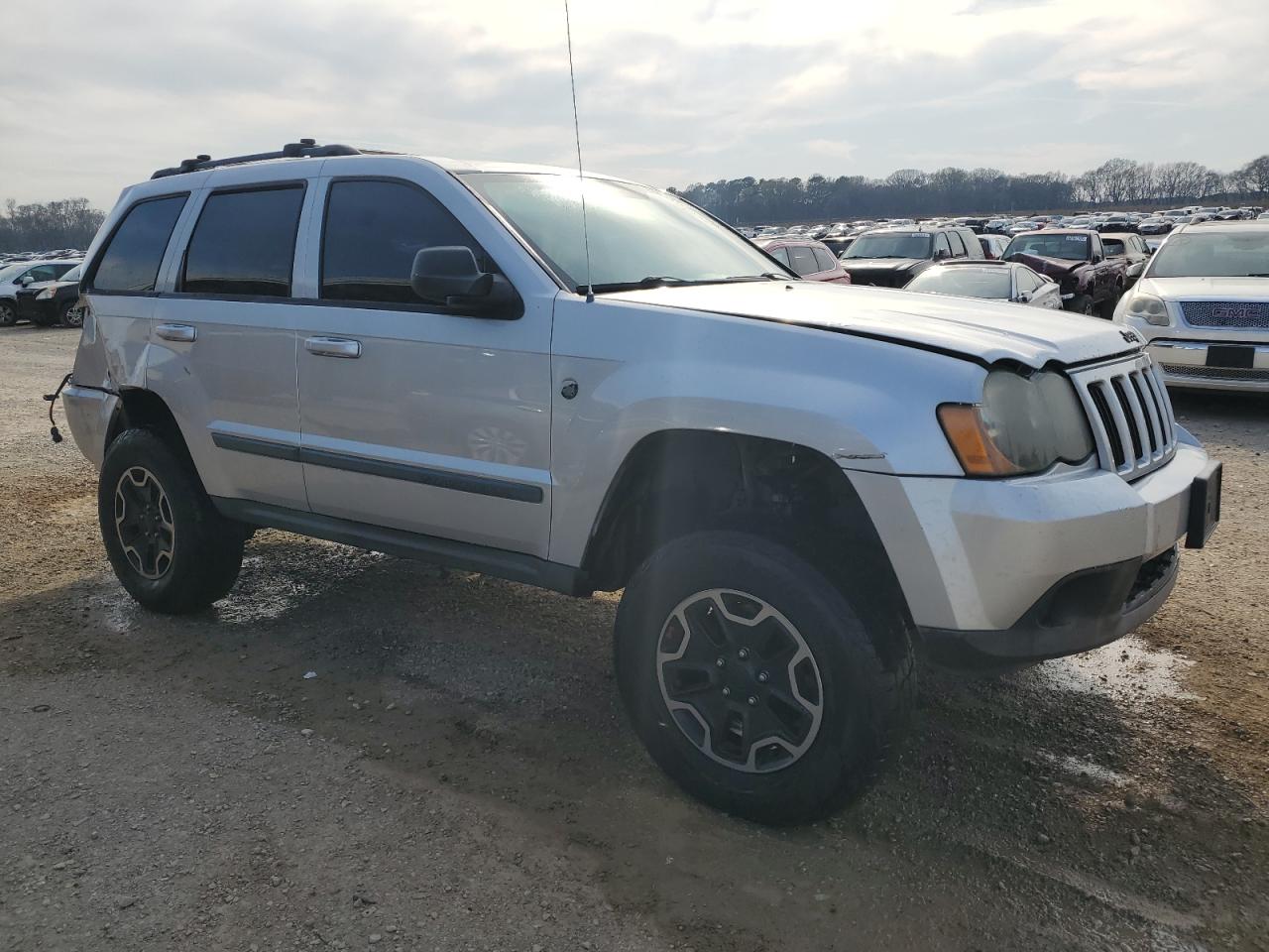 2008 Jeep Grand Cherokee - Image 4