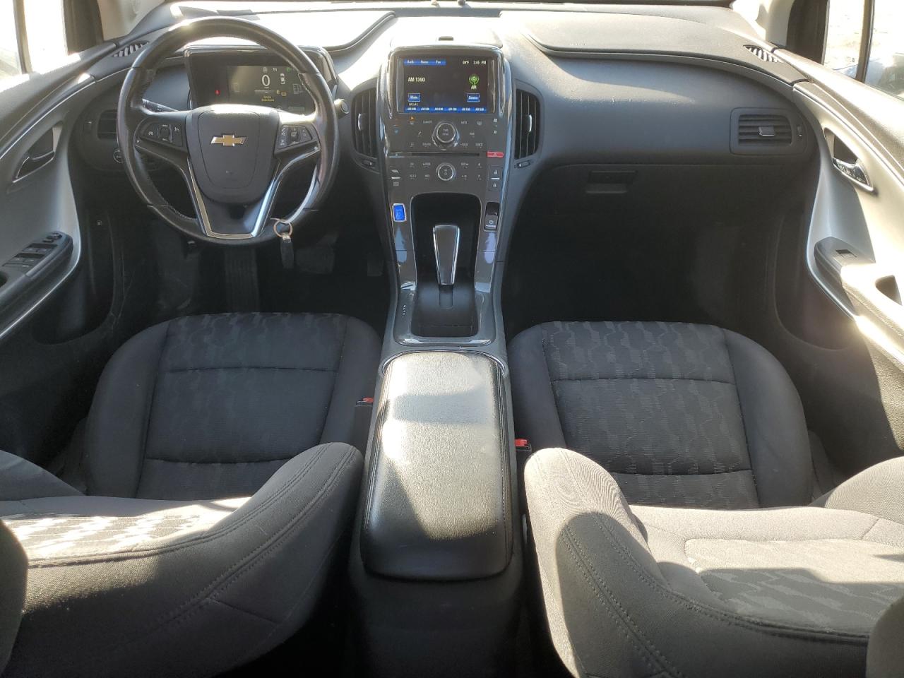 2014 Chevrolet Volt - Image 8