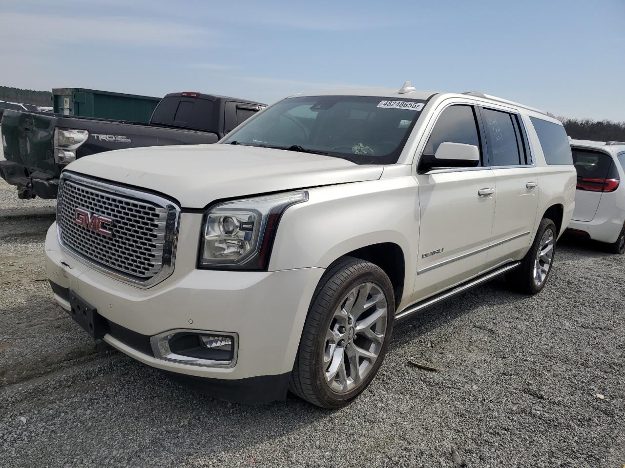 2015 GMC Yukon - Image 1