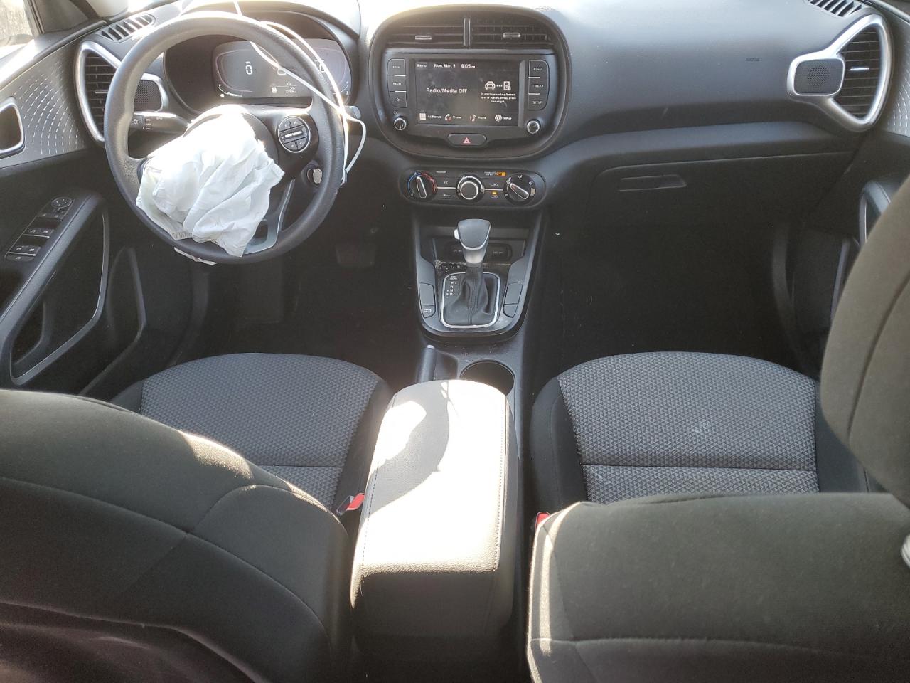 2023 Kia Soul - Image 8