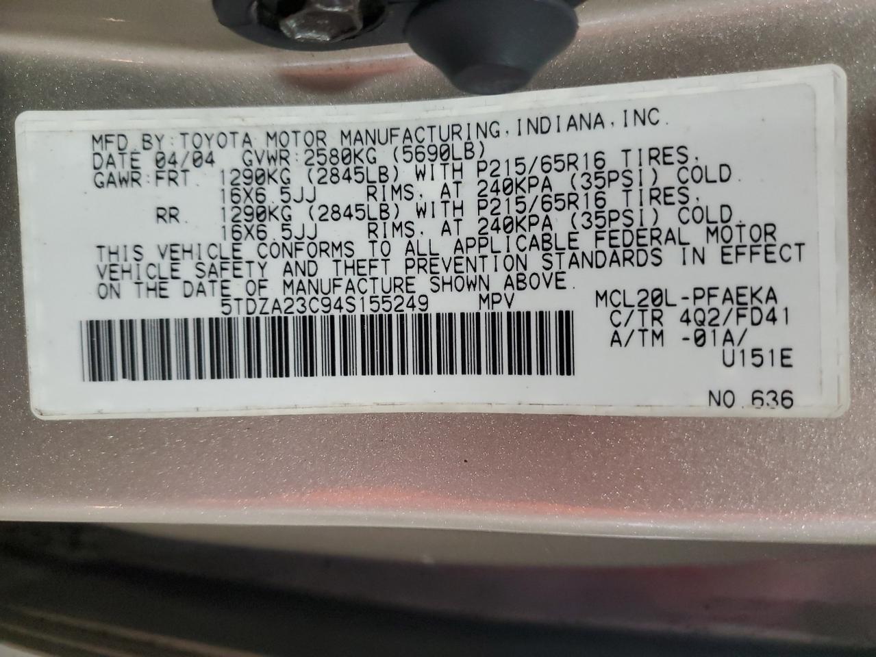 2004 Toyota Sienna - Image 13