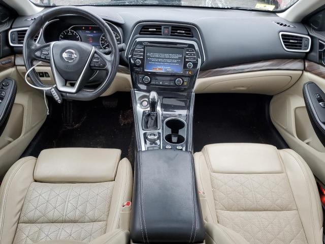  NISSAN MAXIMA 2016 Красный