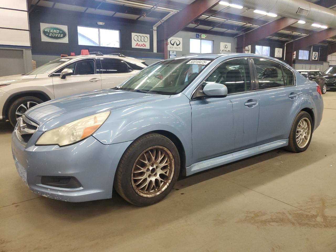 2010 Subaru Legacy 2.5I Limited na sprzedaż w East Granby, CT - Side