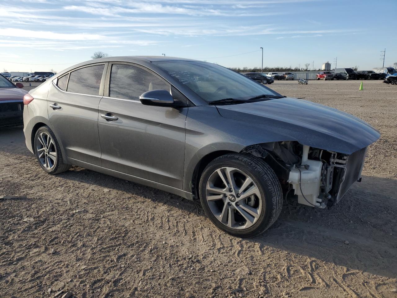 2017 Hyundai Elantra - Image 4